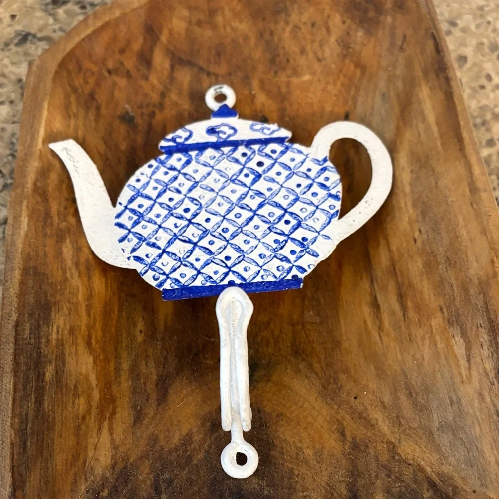 Blue and White Teapot/ Coffeepot  Decorative Metal Kitchen Wall Hooks